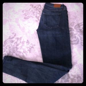 Lucky brand skinny/stretchy blue jeans